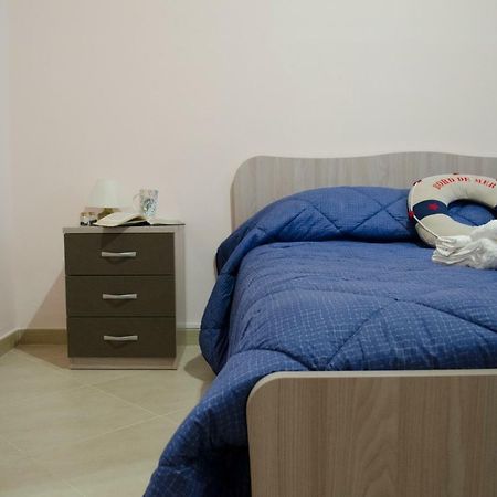 B&B Al Pilone Messina Bagian luar foto